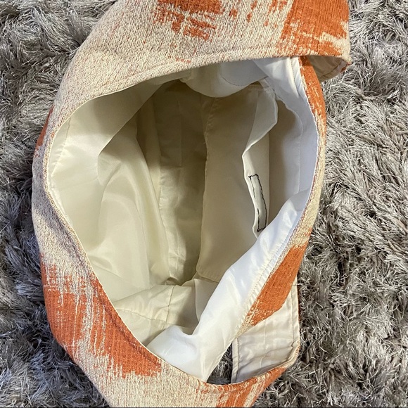 YO-LAN handmade cream and orange lined, sling mailman tote bag. NWOT. - Picture 4 of 8